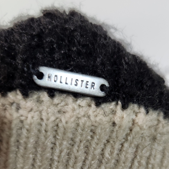 HOLLISTER Soft Stretchy Knit Black Tan Striped Cowl Neck Sweater (S) - Picture 9 of 10
